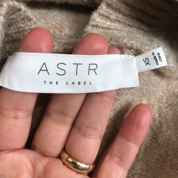 ASTR The Label Alpine Cardigan Women's XS Oatmeal Wool Blend Oversize Chunky - Picture 11 of 15
